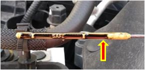 Engine oil dipstick rising level