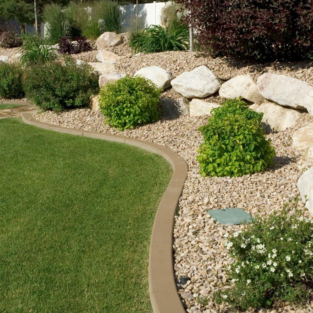 Curb & river rock beds