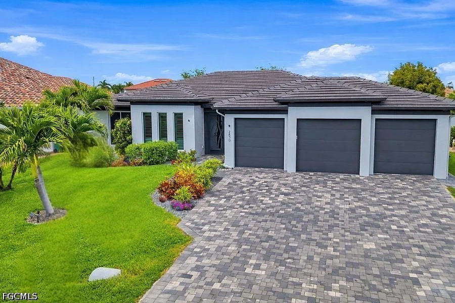 2839 SW 49th Terrace