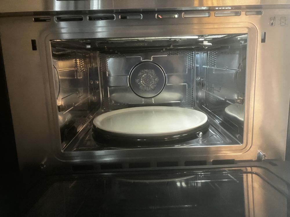 Microwave Interior after