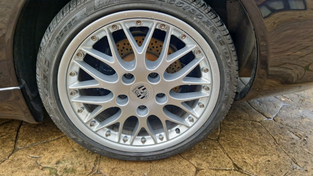 Porsche alloy wheel refurbishment — M&M Vehicle Repairs Tewkesbury