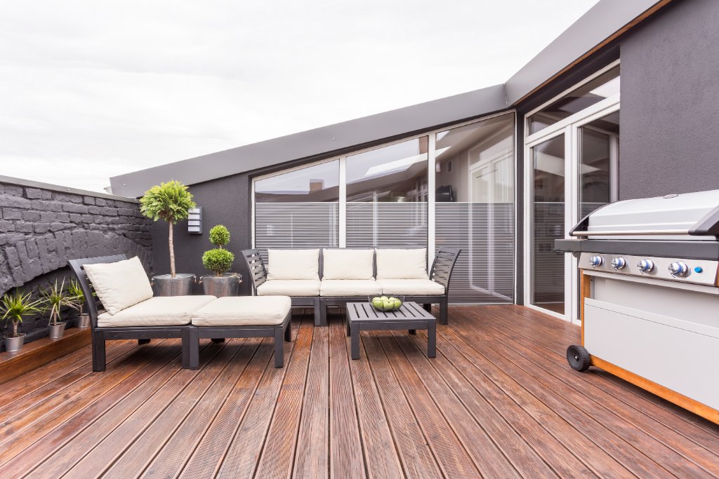 Outdoor Kitchens