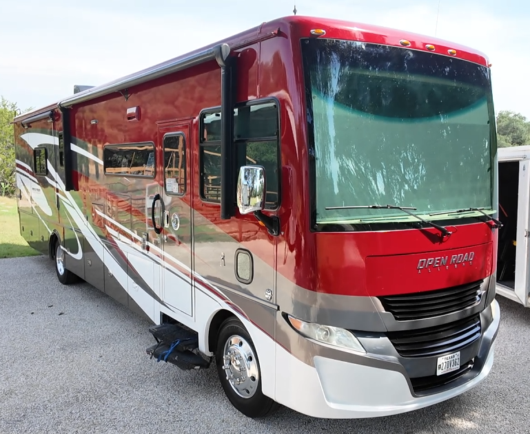 Tiffin Allegro Open Road