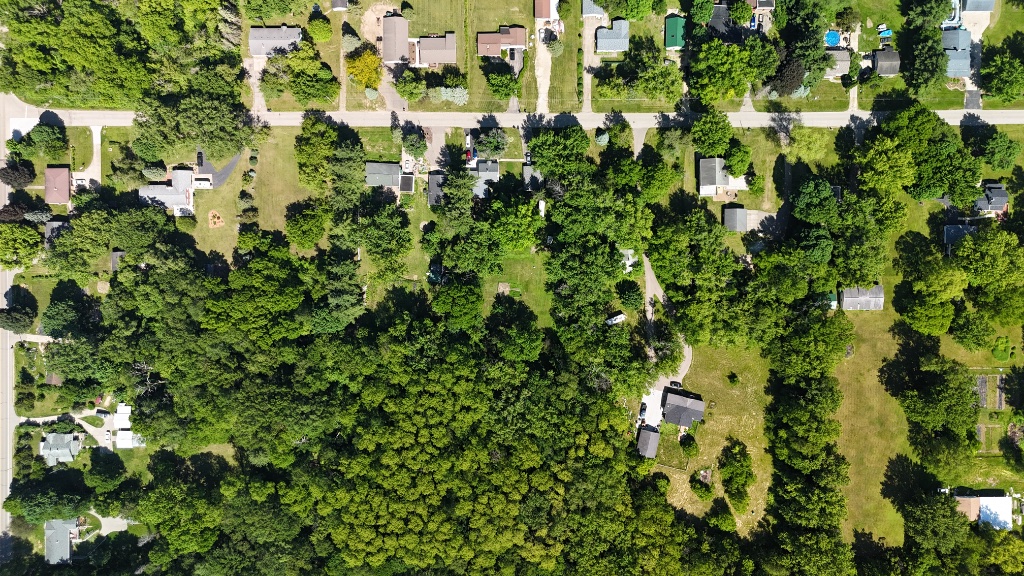 Aerial view of a Southern Wisconsin neighborhood