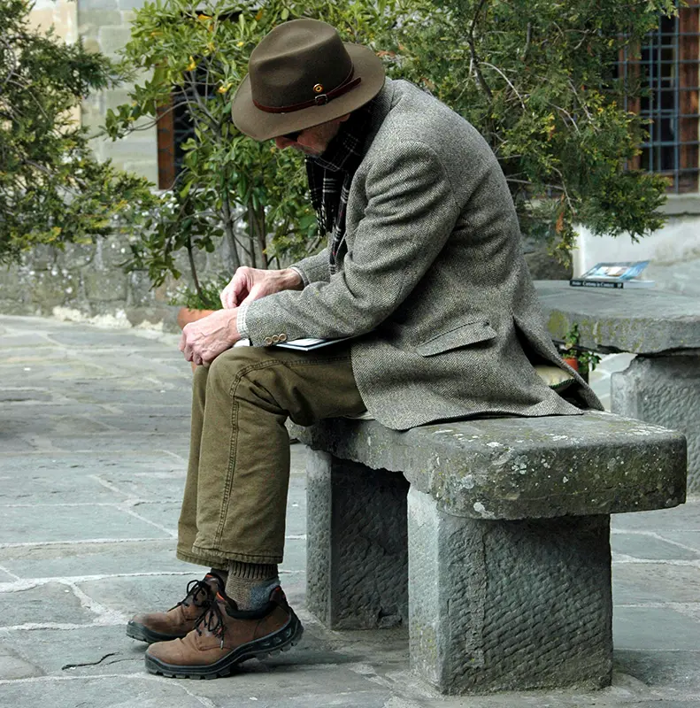 Jim sketching in Italy