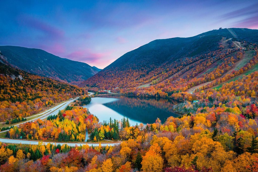 Fall foliage over Franconia, NH