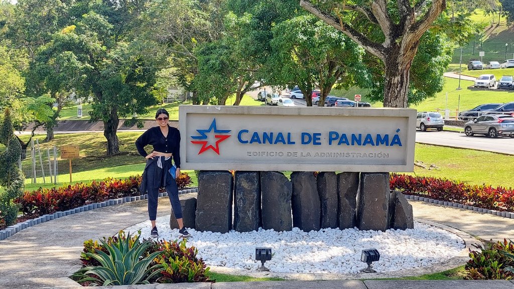 Canal de Panamá Administration Building