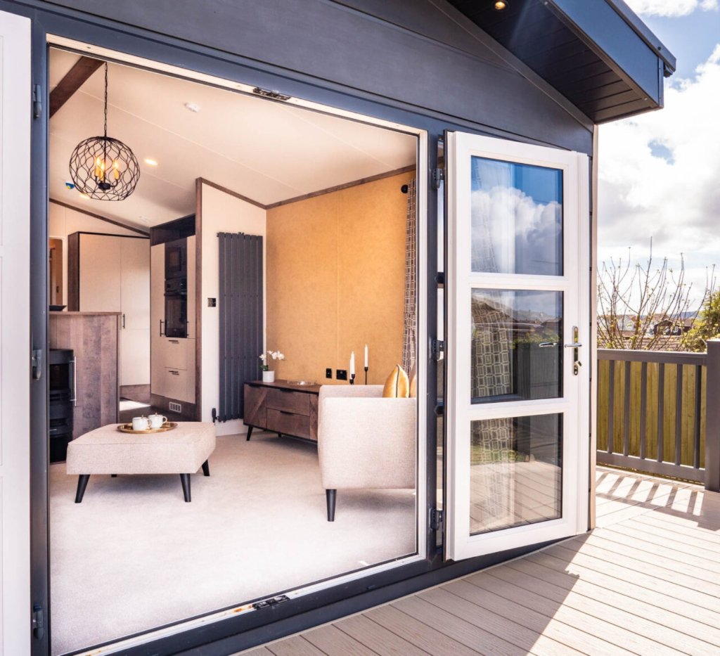 Coral Cove 5 Regal Cranleigh lodge exterior with private decking