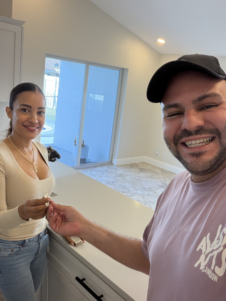 Jacob Edri with happy client 4