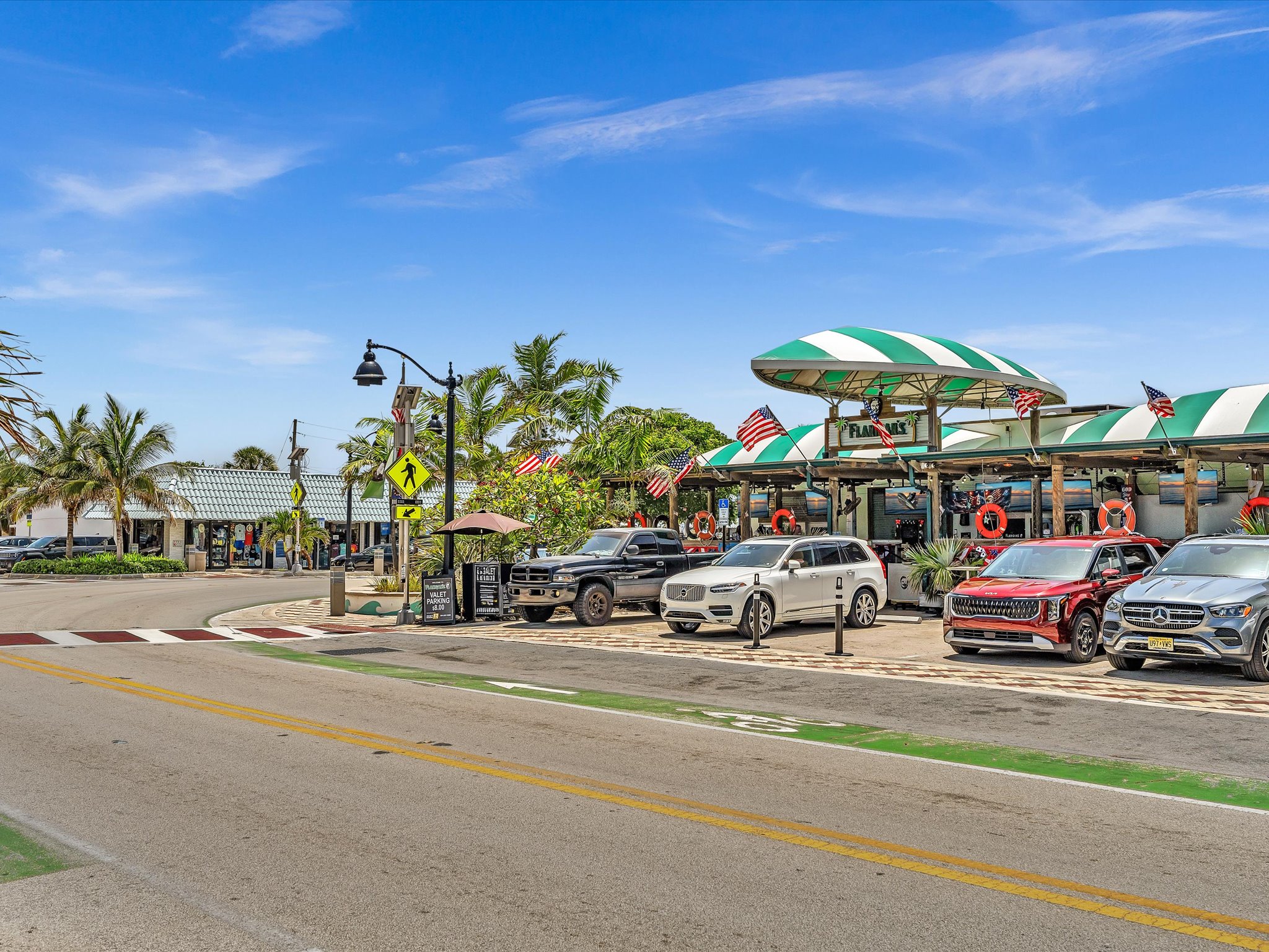 Flanigan’s restaurant along the palm-lined Deerfield Beach dining district