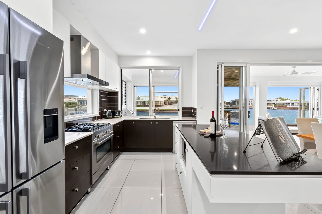 Waterfront estate — gourmet kitchen with water views