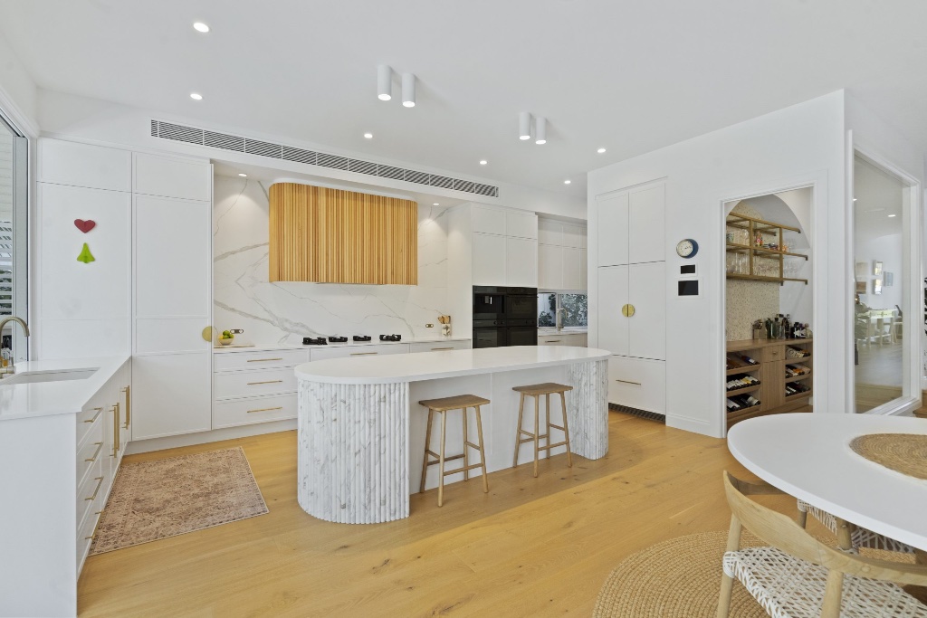 Bayview Street — bespoke wine room