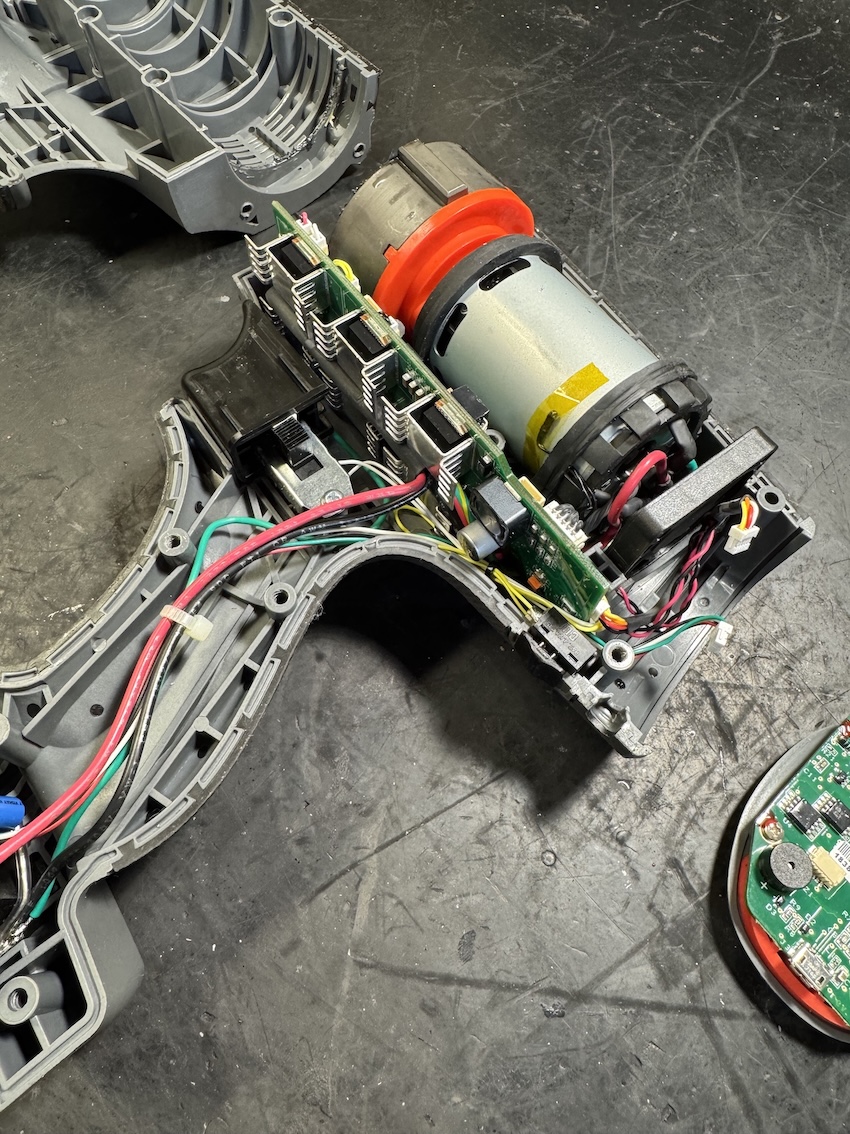Composants électroniques et moteur — réparation HYTORC