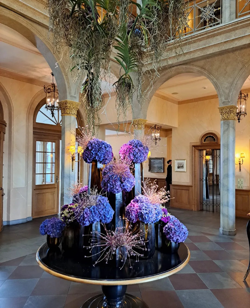 The lobby at Les Trois Rois, 2023