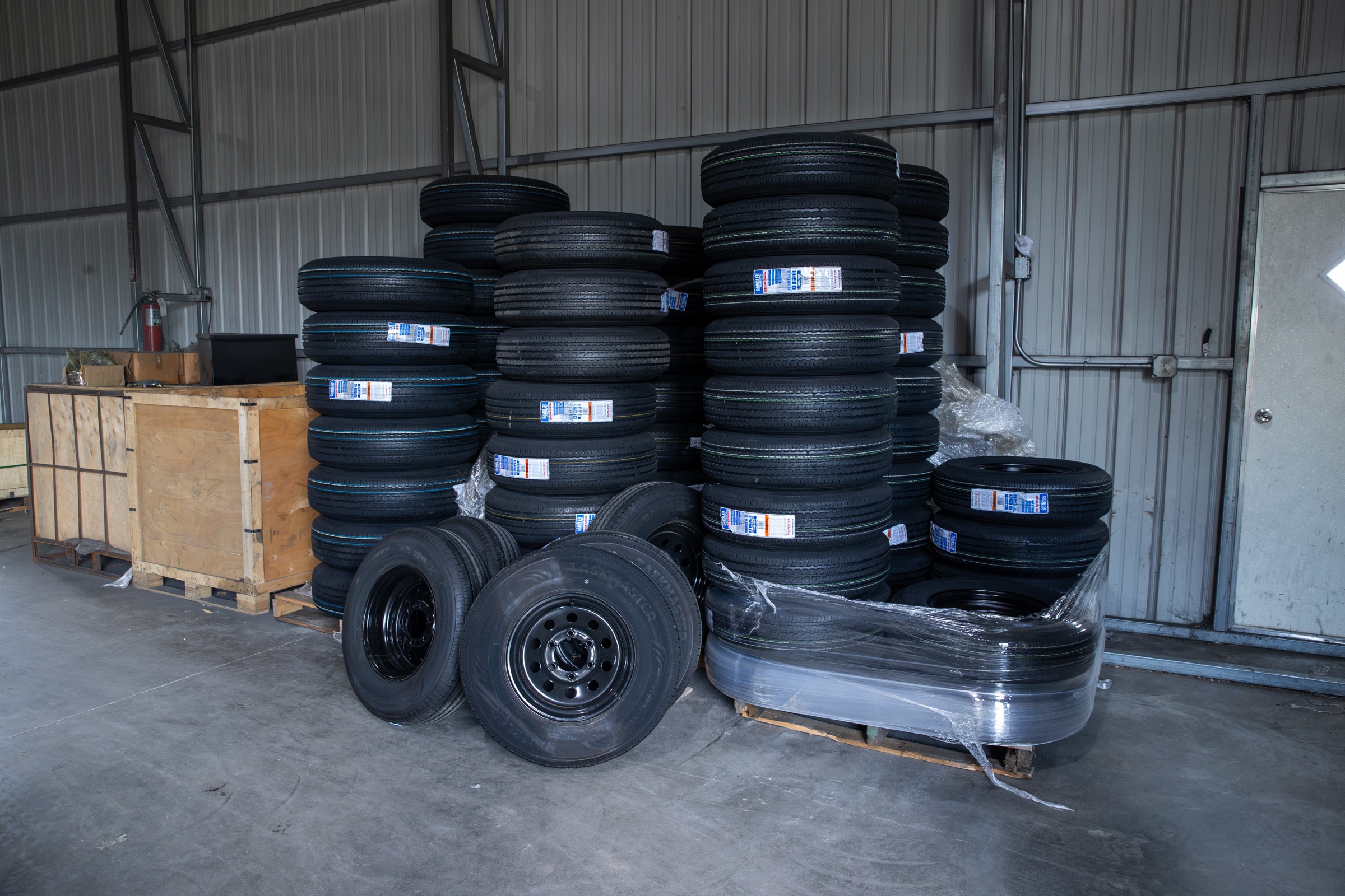 ST205/75R15 Radial Trailer Tire