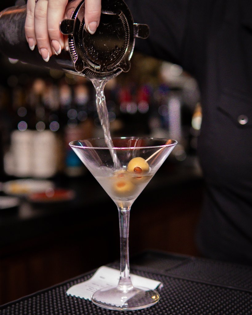 Martini Pour