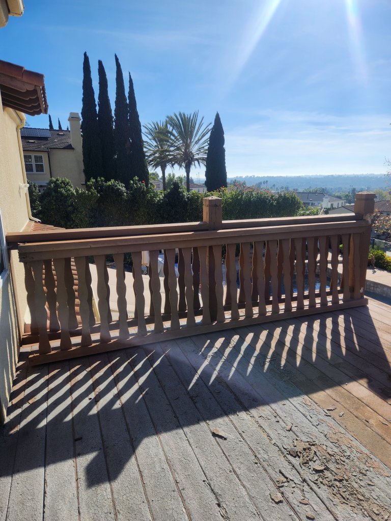 Balcony Railing & Deck