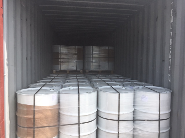 FCL Container Loading — Blue Drums