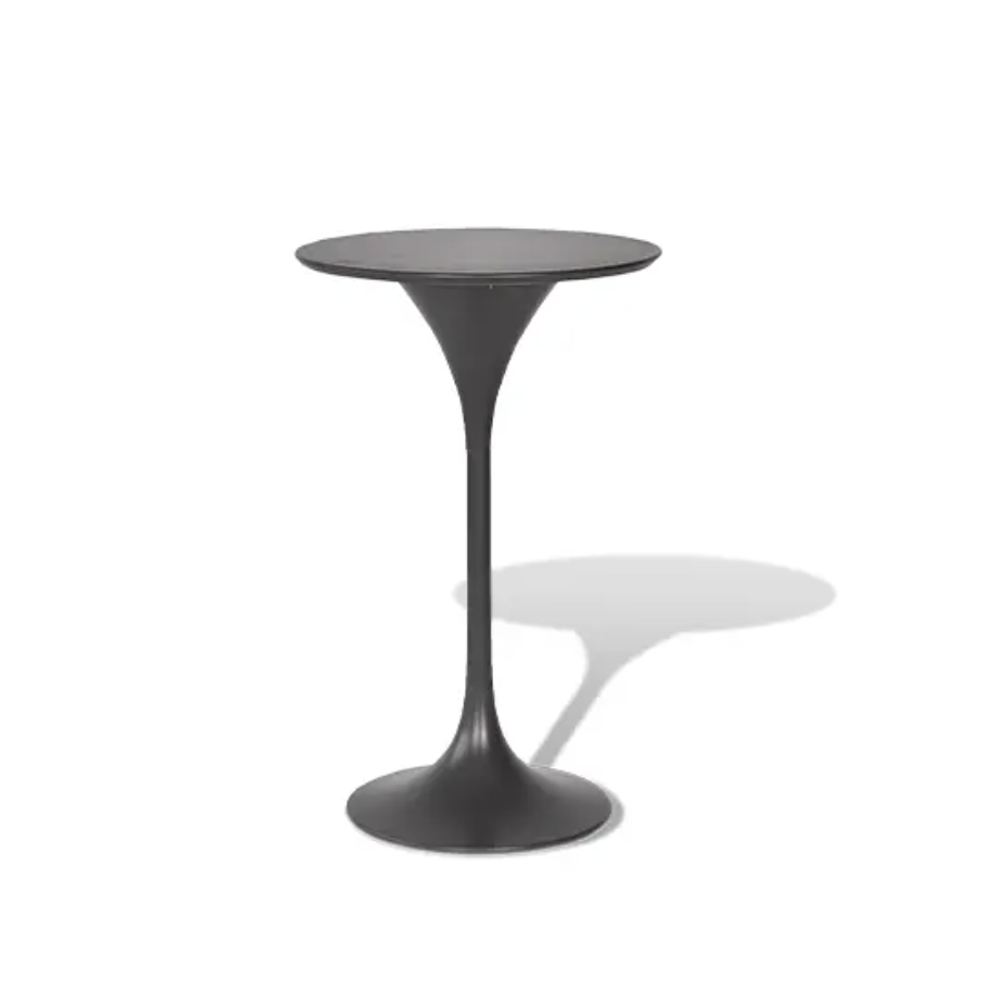 Mesa Alta de Bar Bari