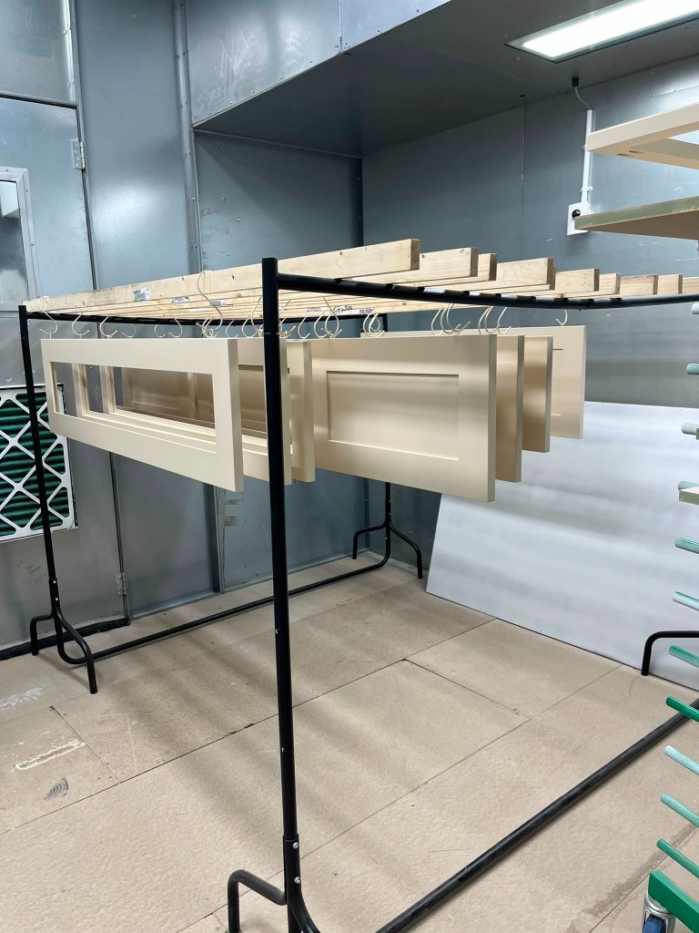 Spray booth drying rack for painted doors and panels