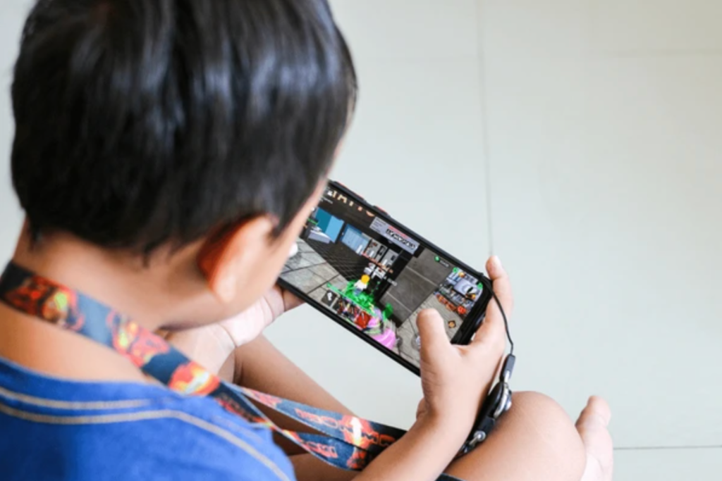Child passively consuming screen time