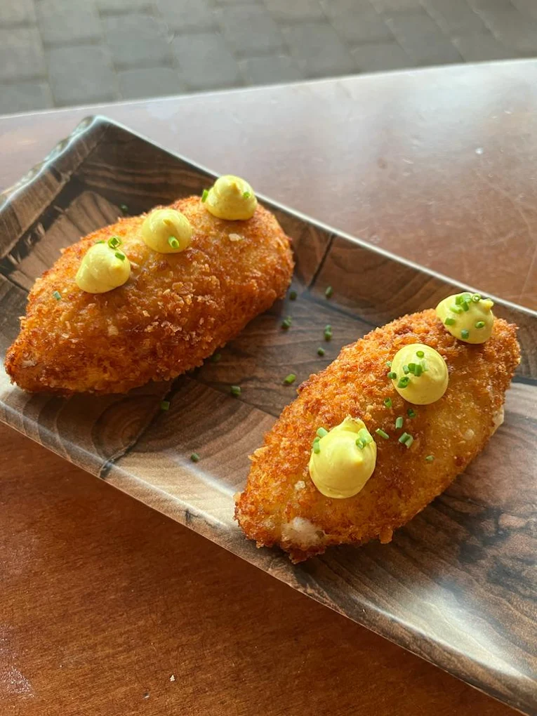 Croquetas gigantes