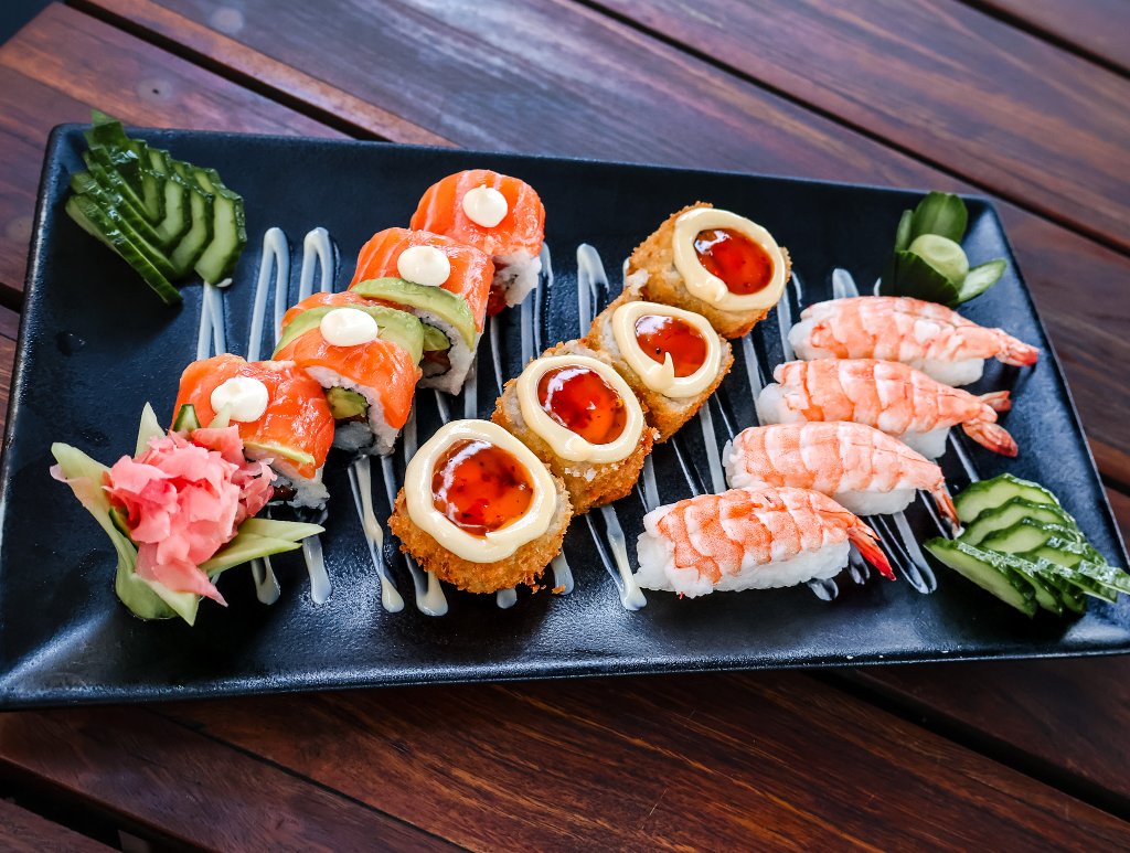 Skippies sushi platter