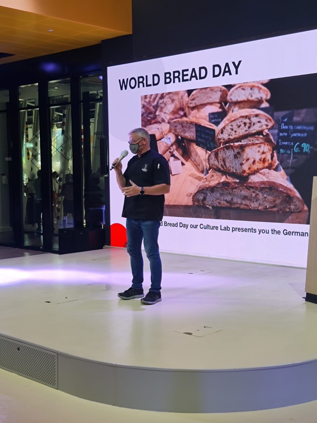 World Bread Day auf der Bühne des deutschen Pavillons, Expo 2020 Dubai