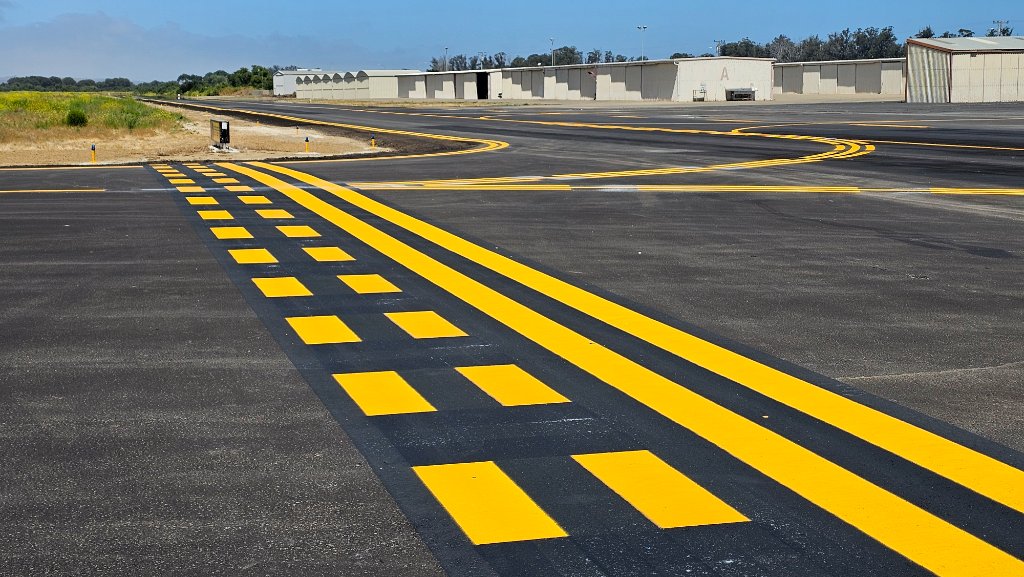 Airport Runway Complex
