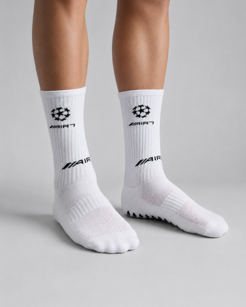 Air7 Gripsocks White/Black