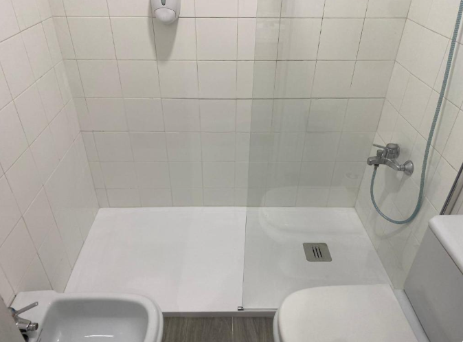 Baño con ducha