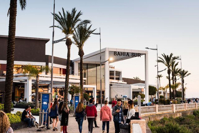 Centro Comercial Bahía Sur