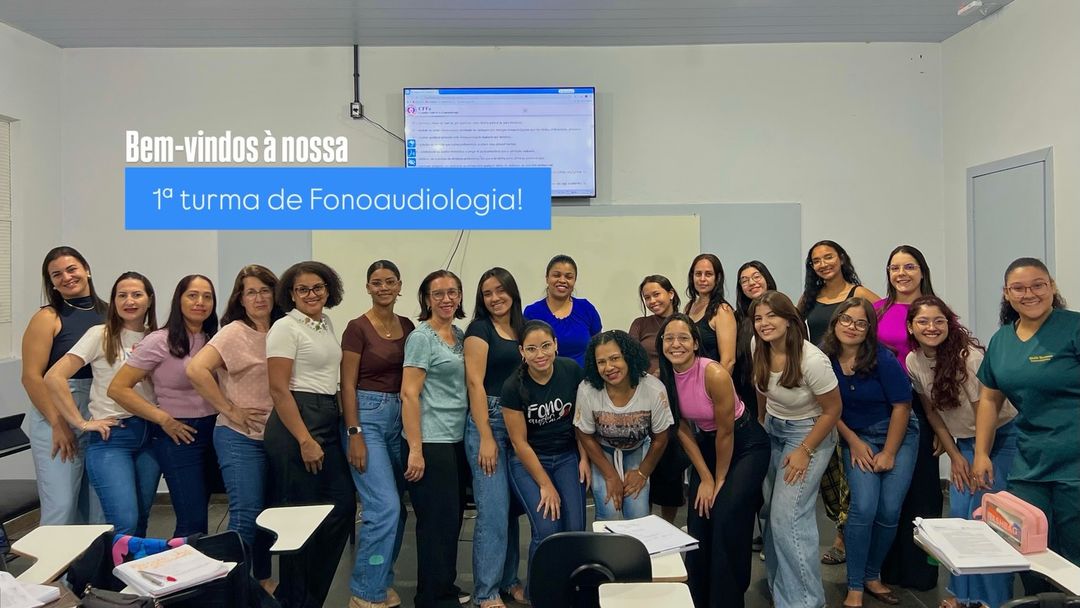 Chegada dos calouros: Primeira turma de Fonoaudiologia