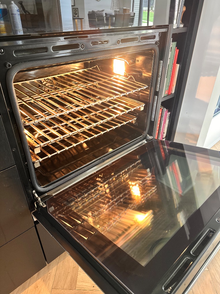 Inside Oven Deep Clean