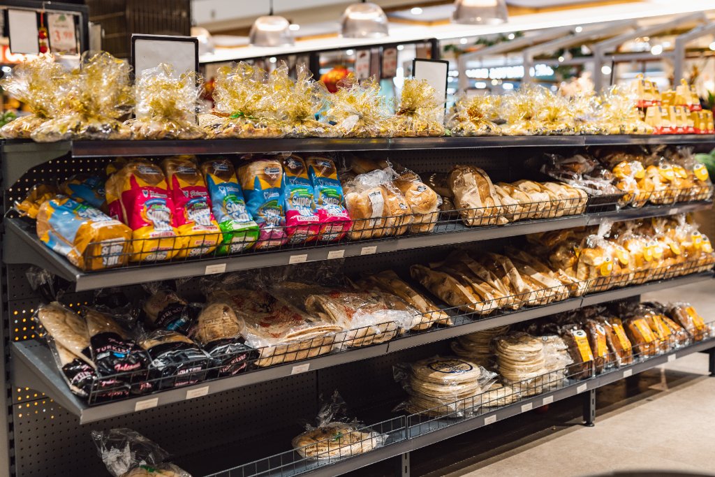 Bread & Bakery Aisle