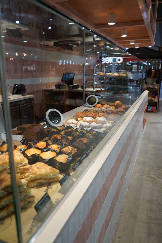 Bakery 16