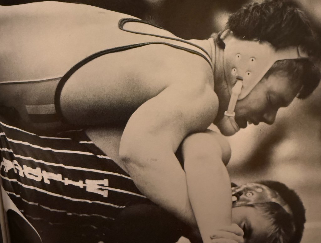 Wrestling — a Brave locks in the hold