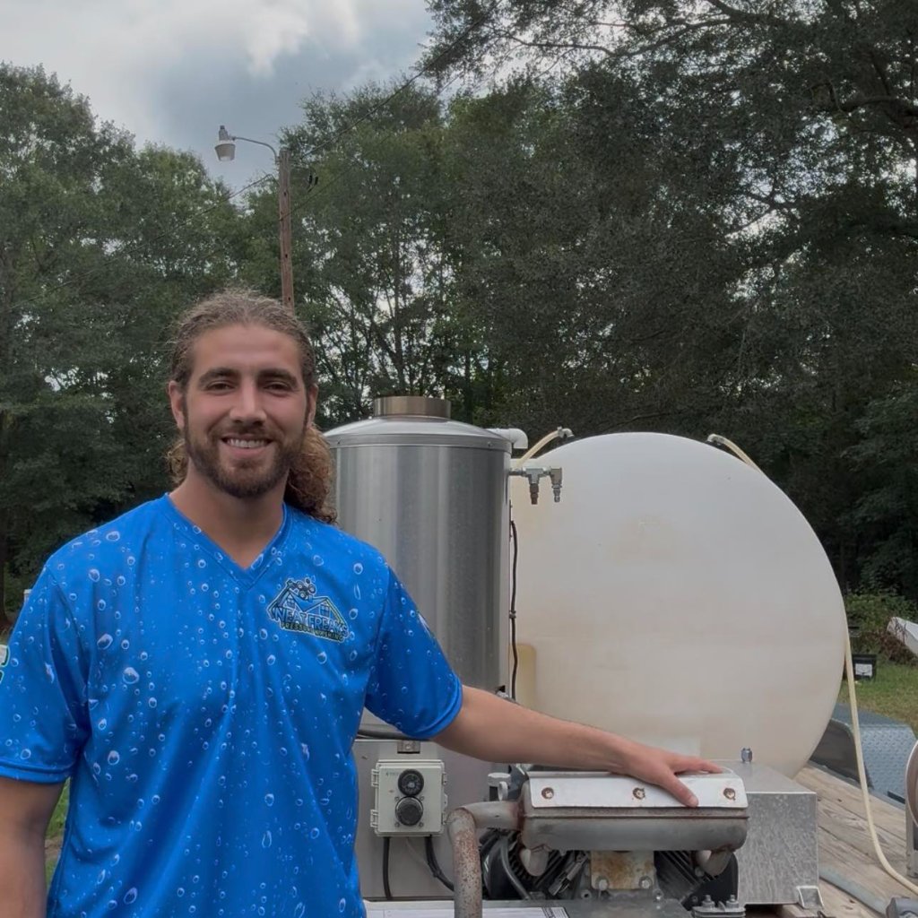 Soft-wash roof cleaning equipment near Shelby, NC