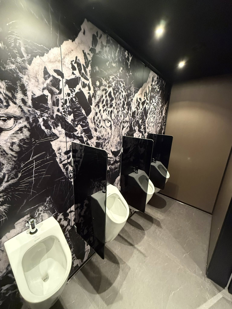 Sanitaires commerciaux urinoirs