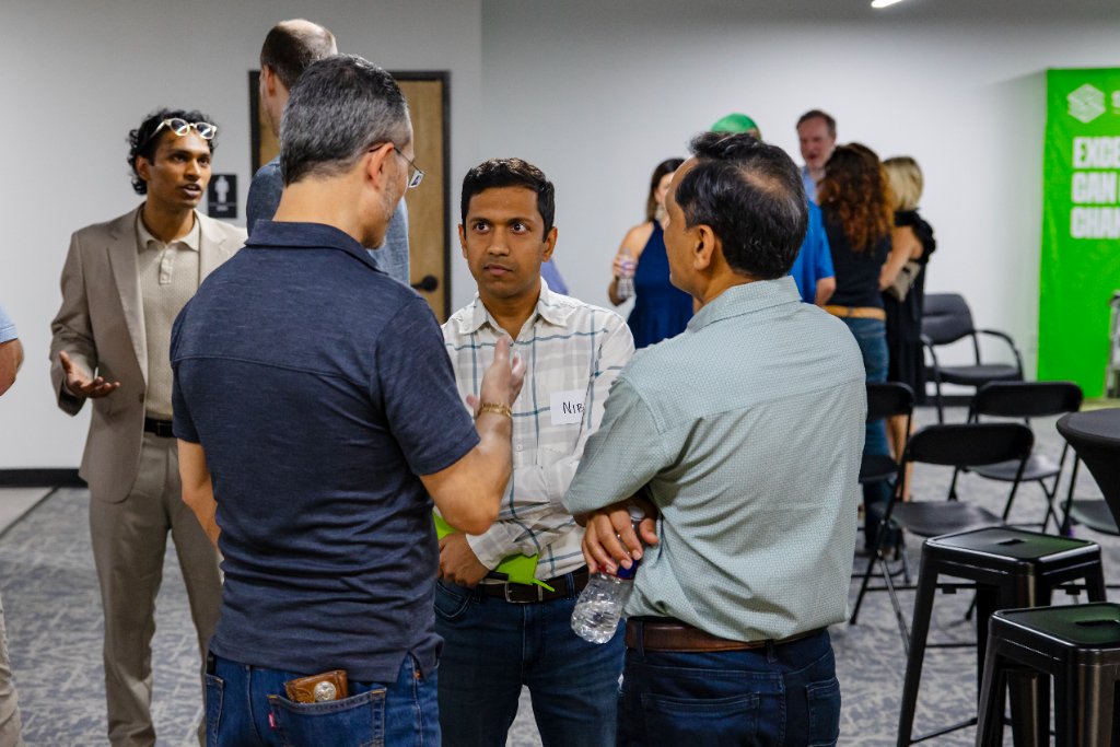 A full house of investors, operators, and first-time attendees from across DFW 15