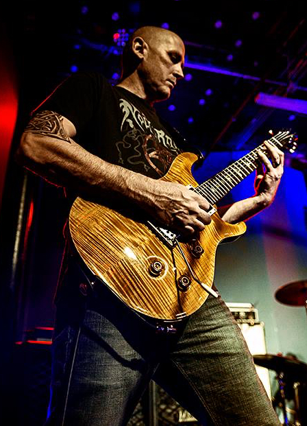 Dennis Shaw