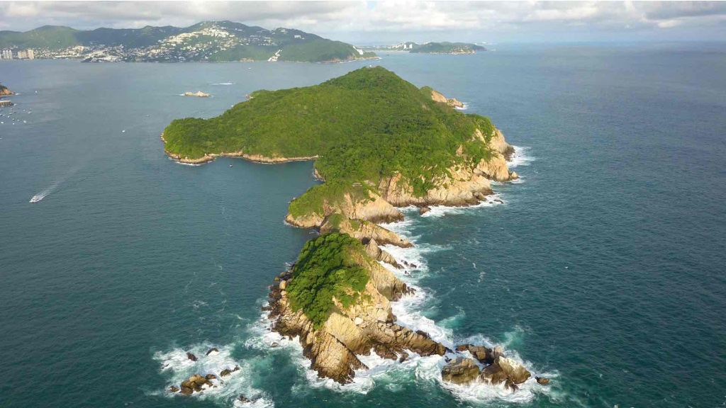 Vista aérea de Isla La Roqueta, Acapulco