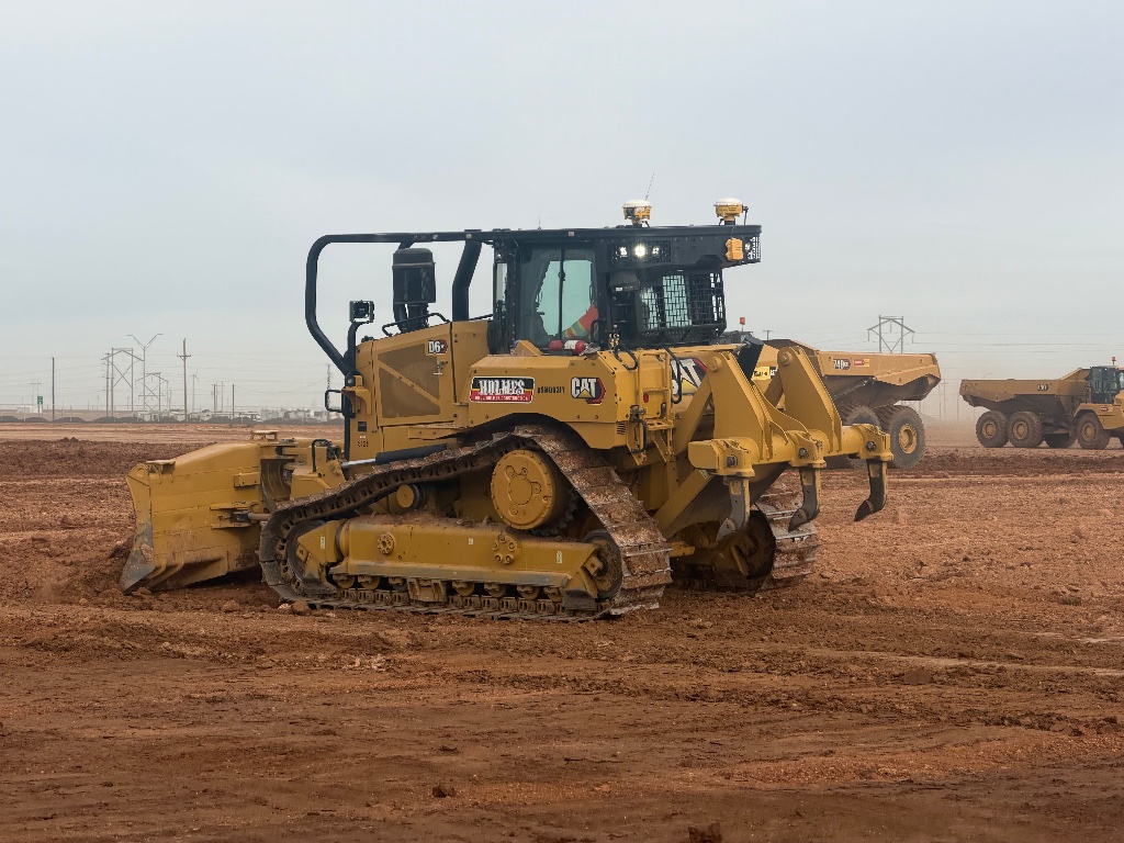CAT D6 Bulldozer