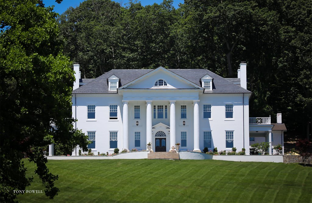 Selma Mansion — Photo © Tony Powell