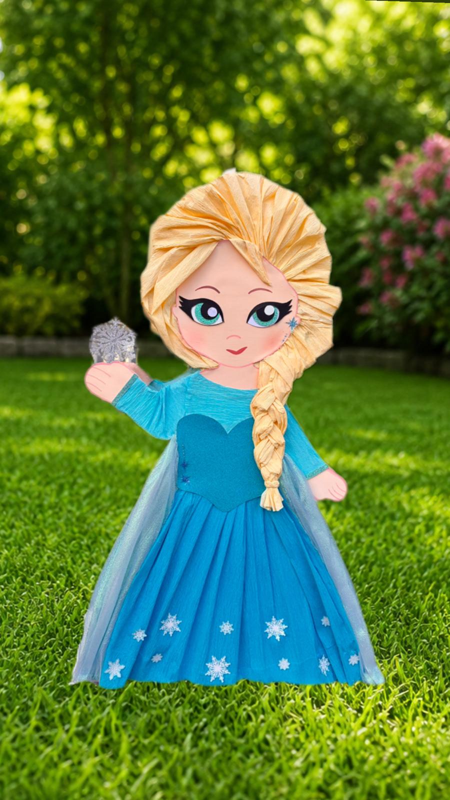 Elsa Piñata