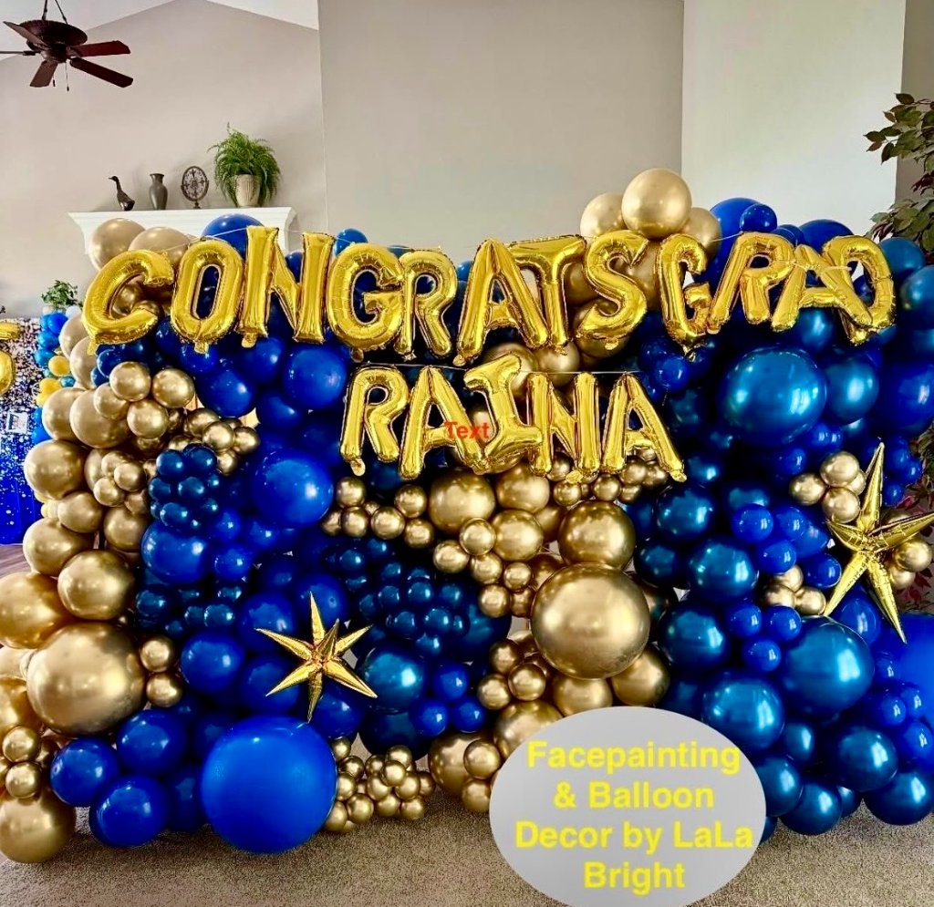 Congrats Grad Balloon Wall