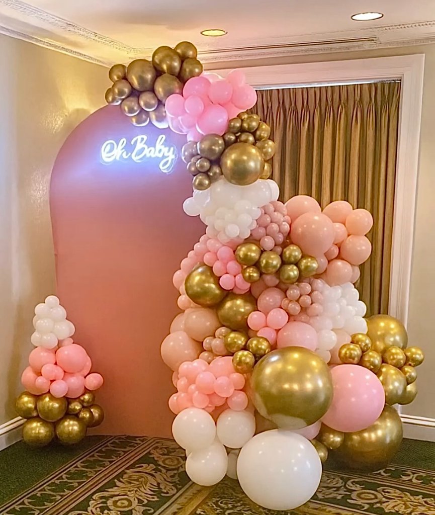 Oh Baby Pink & Gold Arch