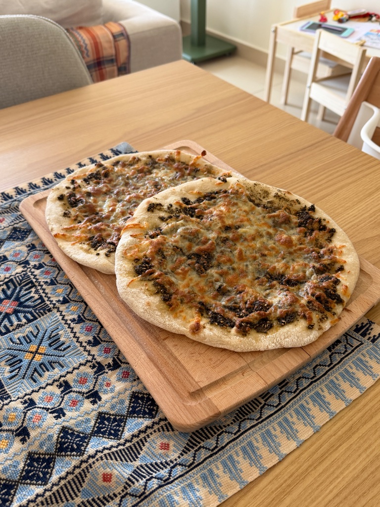 مناقيش بالخميرة الطبيعية 15