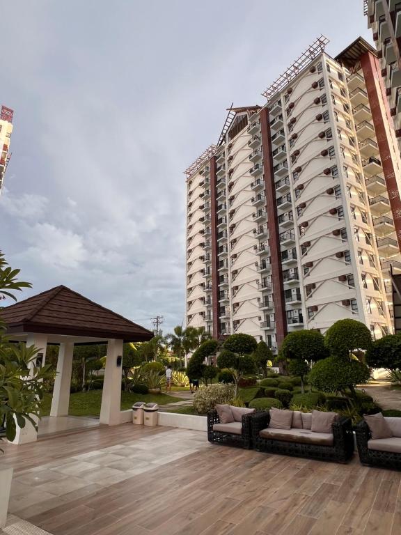 Building & Garden