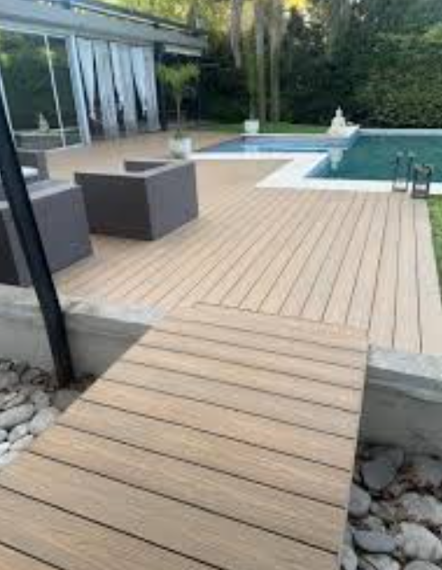 Deck panel automatizado para alberca